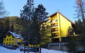 Hotel Smrečina